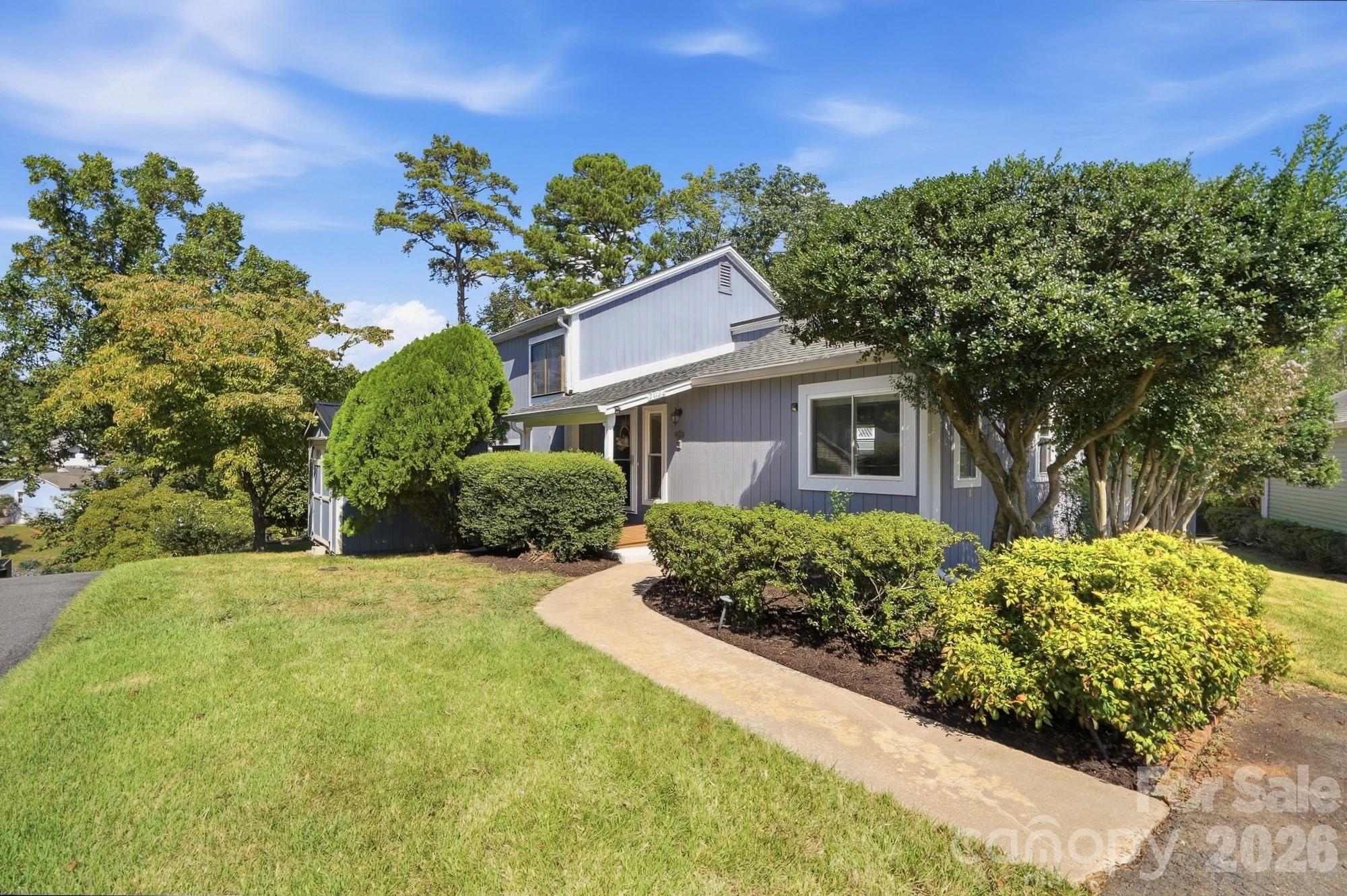 Single Family Residence at 3022 Point Clear Drive, Tega Cay, photo 4 of 44
