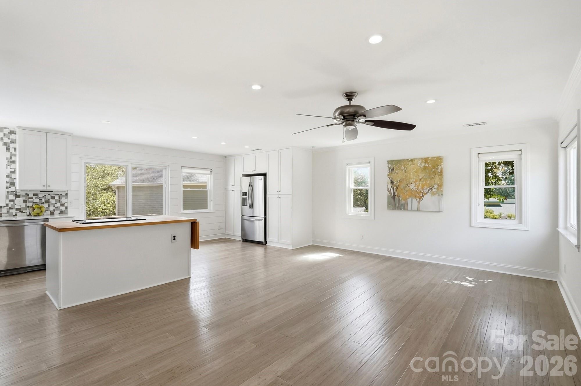 Huge great room—the heart of the home and the perfect place to relax, unwind and enjoy everyday living! - 3022 Point Clear Drive, Tega Cay