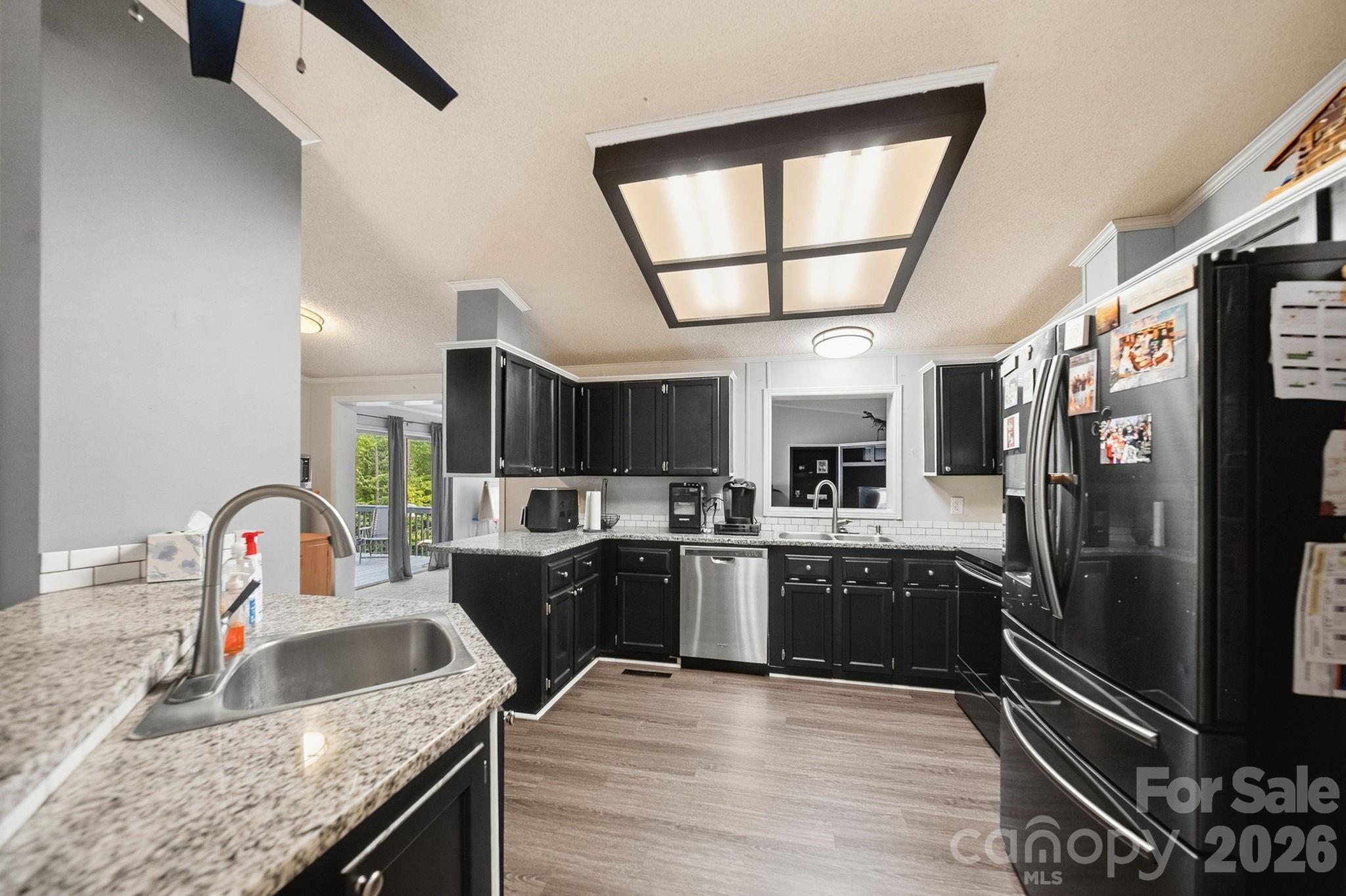 Single Family Residence at 8027 Hillanby Court, Waxhaw, photo 11 of 42