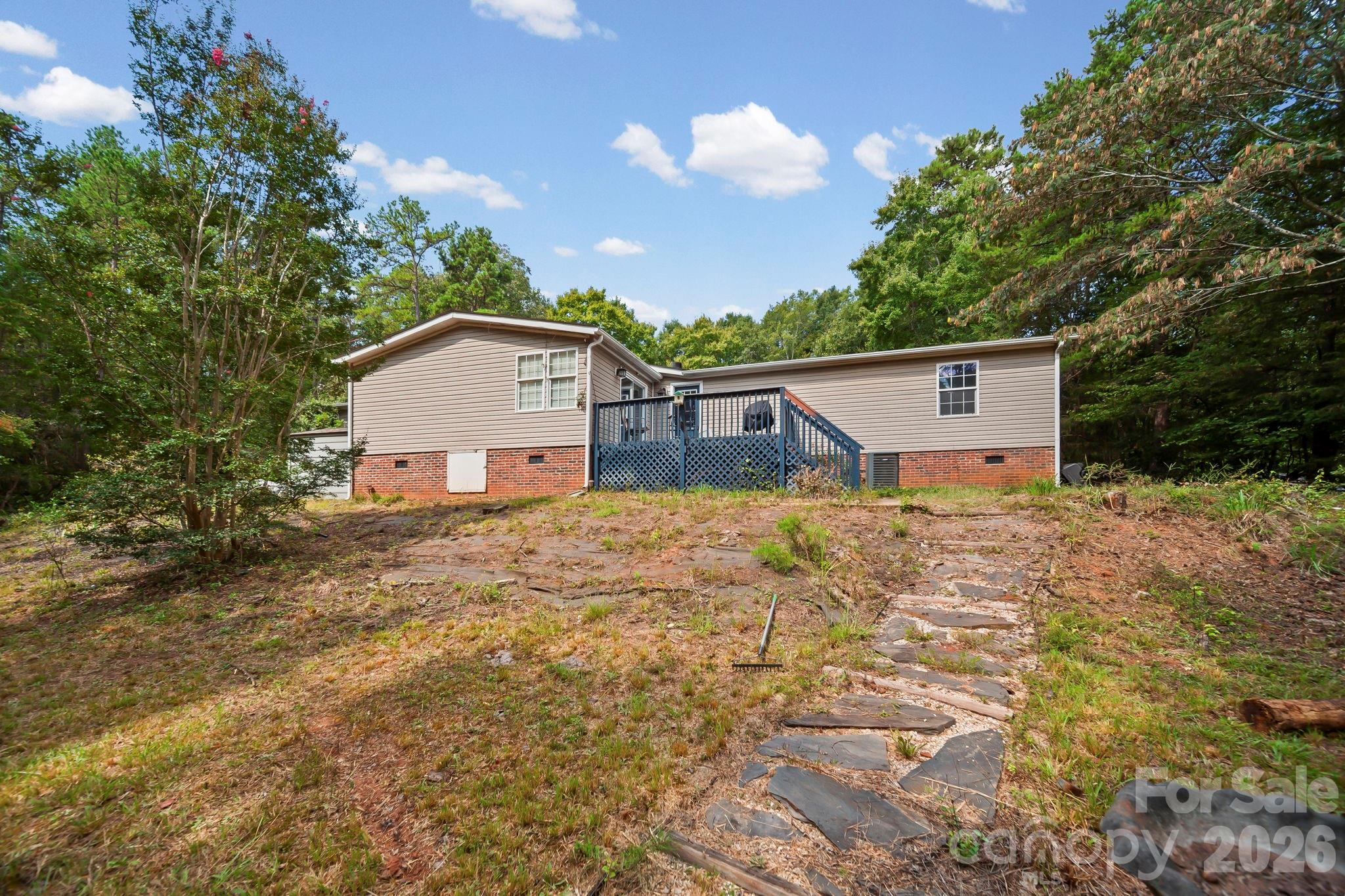 Single Family Residence at 8027 Hillanby Court, Waxhaw, photo 37 of 42