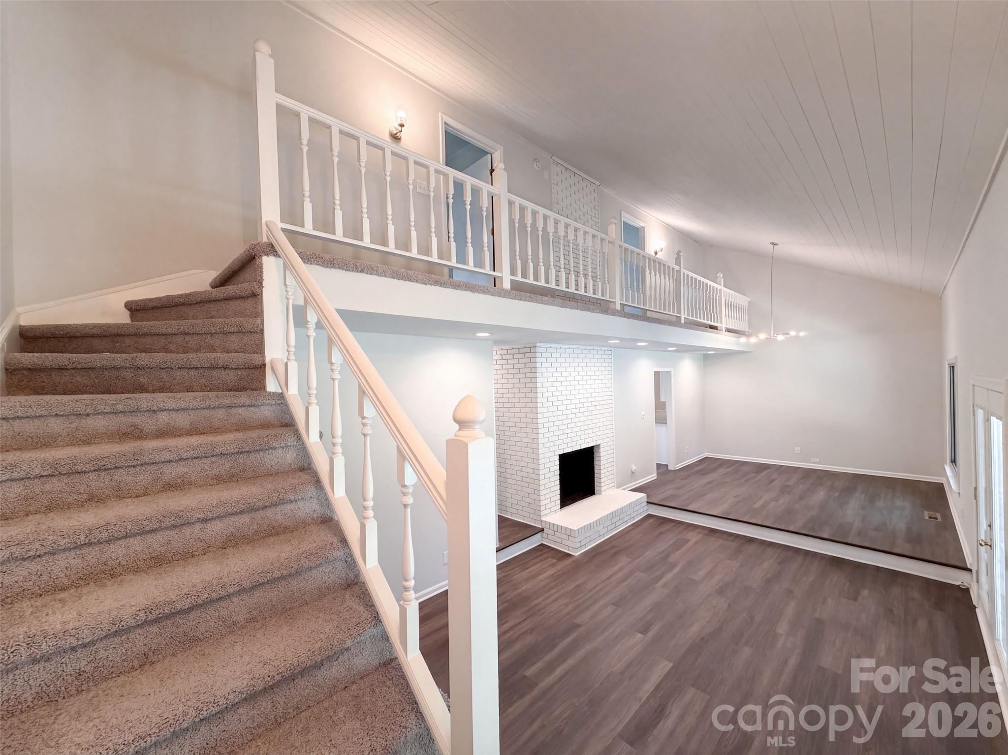 Single Family Residence at 121 Goodman Circle NE, Concord, photo 11 of 32