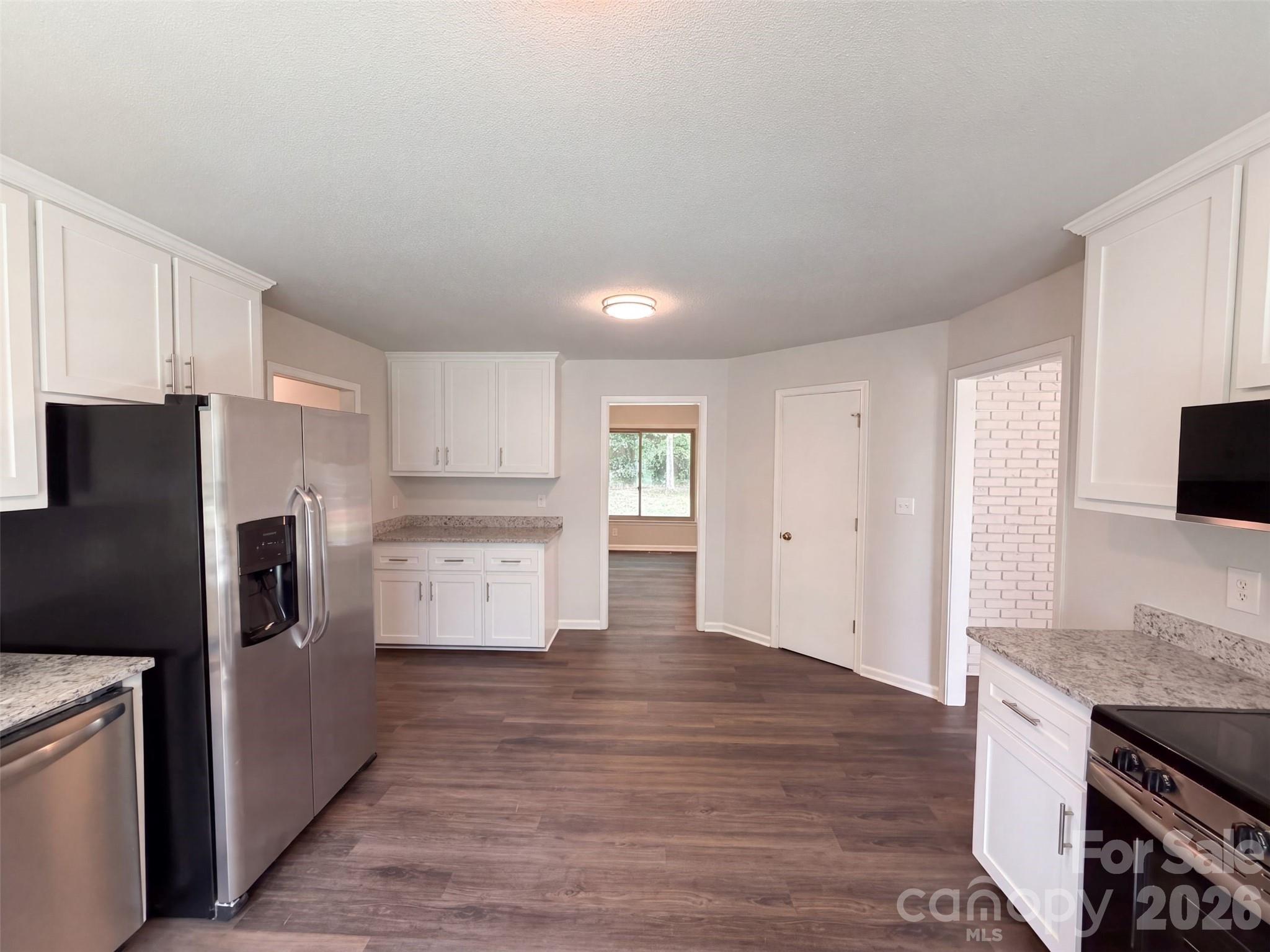 Single Family Residence at 121 Goodman Circle NE, Concord, photo 15 of 32