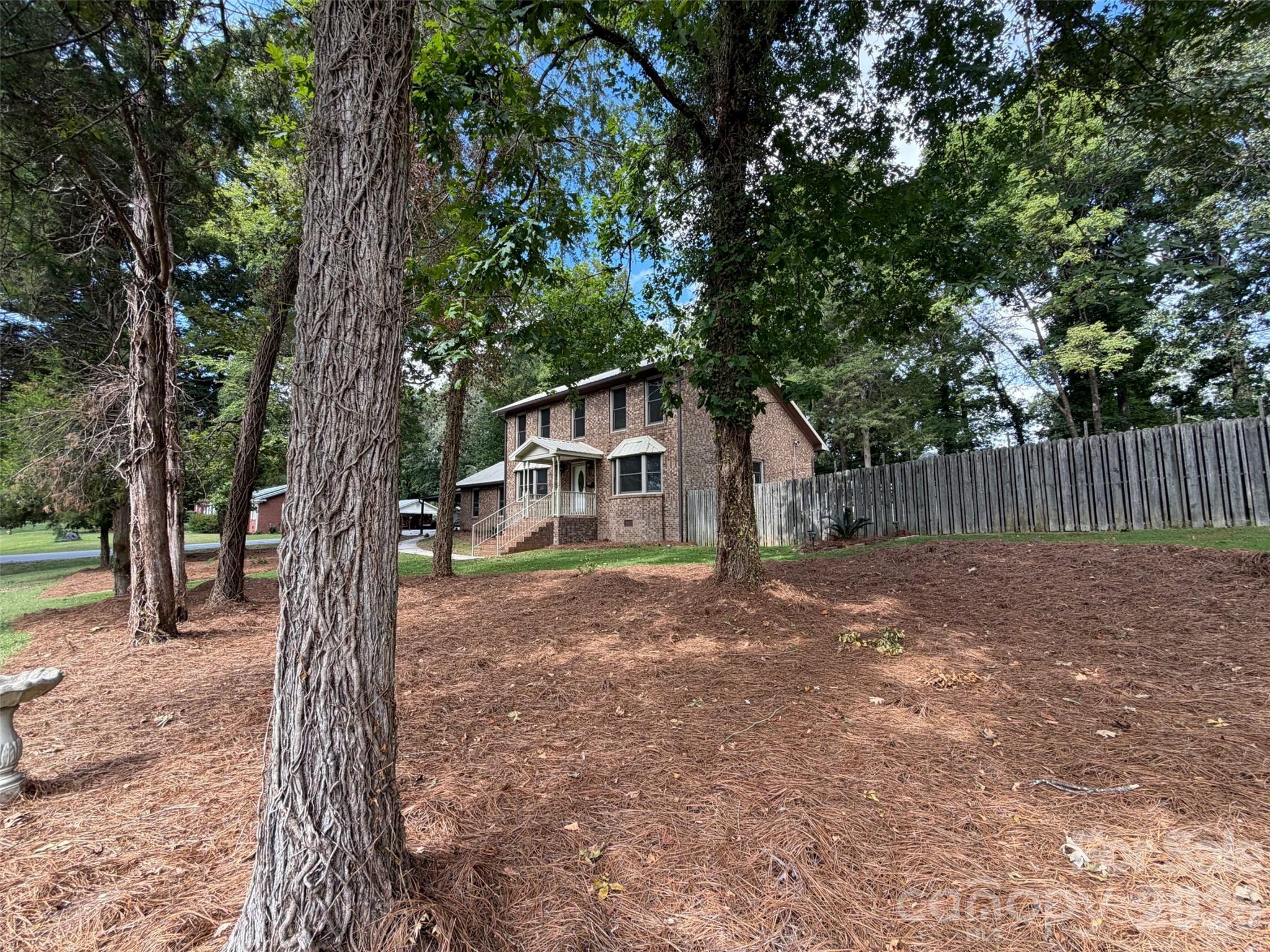 Single Family Residence at 121 Goodman Circle NE, Concord, photo 23 of 32