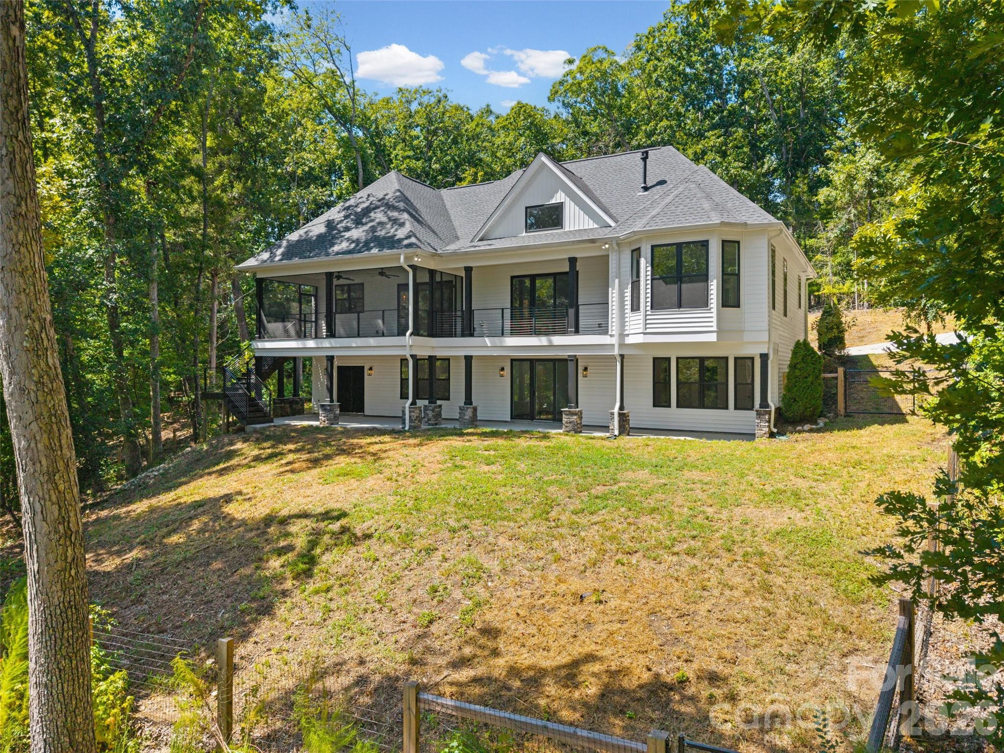 Single Family Residence at 5049 Titanic Road, Rock Hill, photo 3 of 32