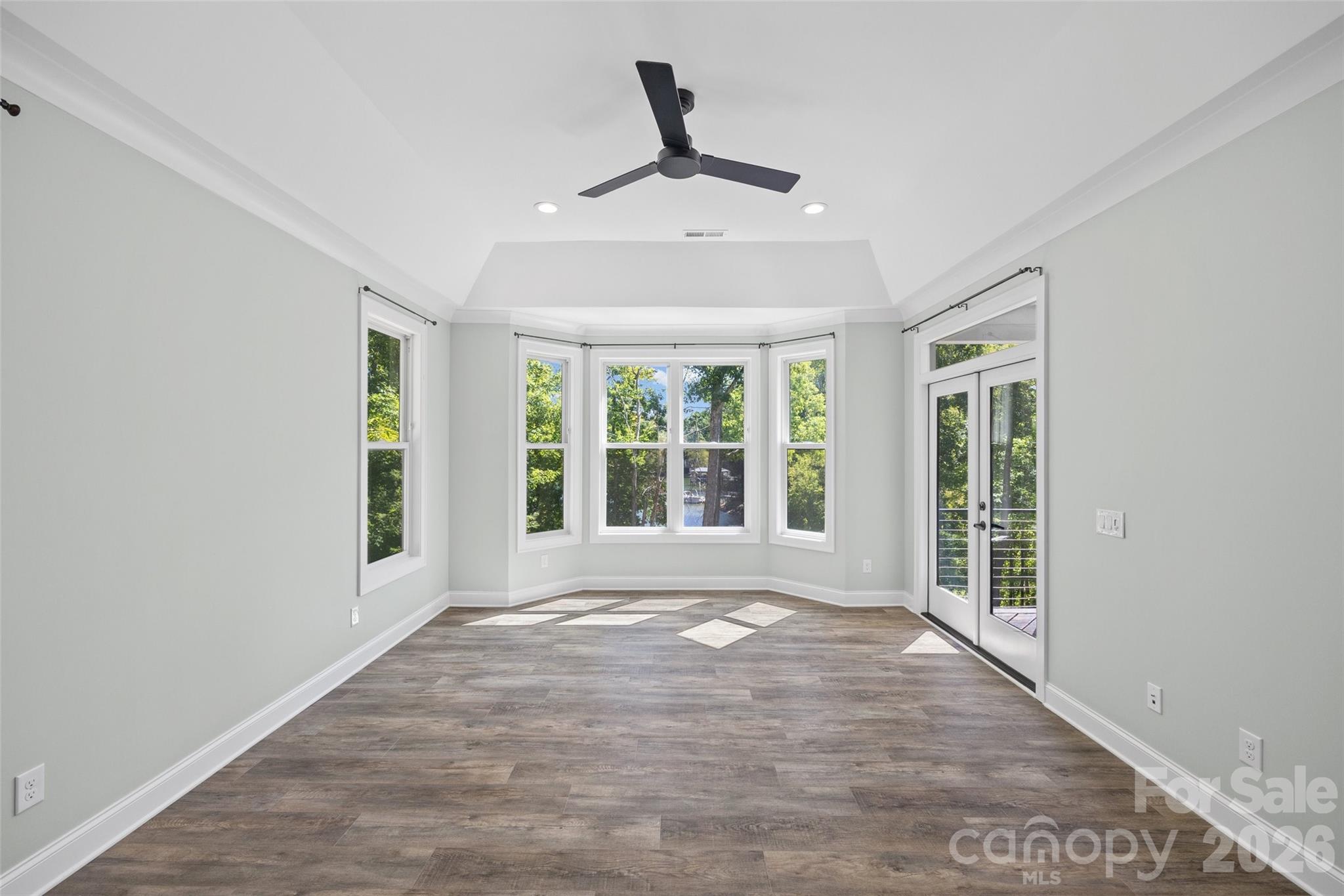 Single Family Residence at 5049 Titanic Road, Rock Hill, photo 16 of 32