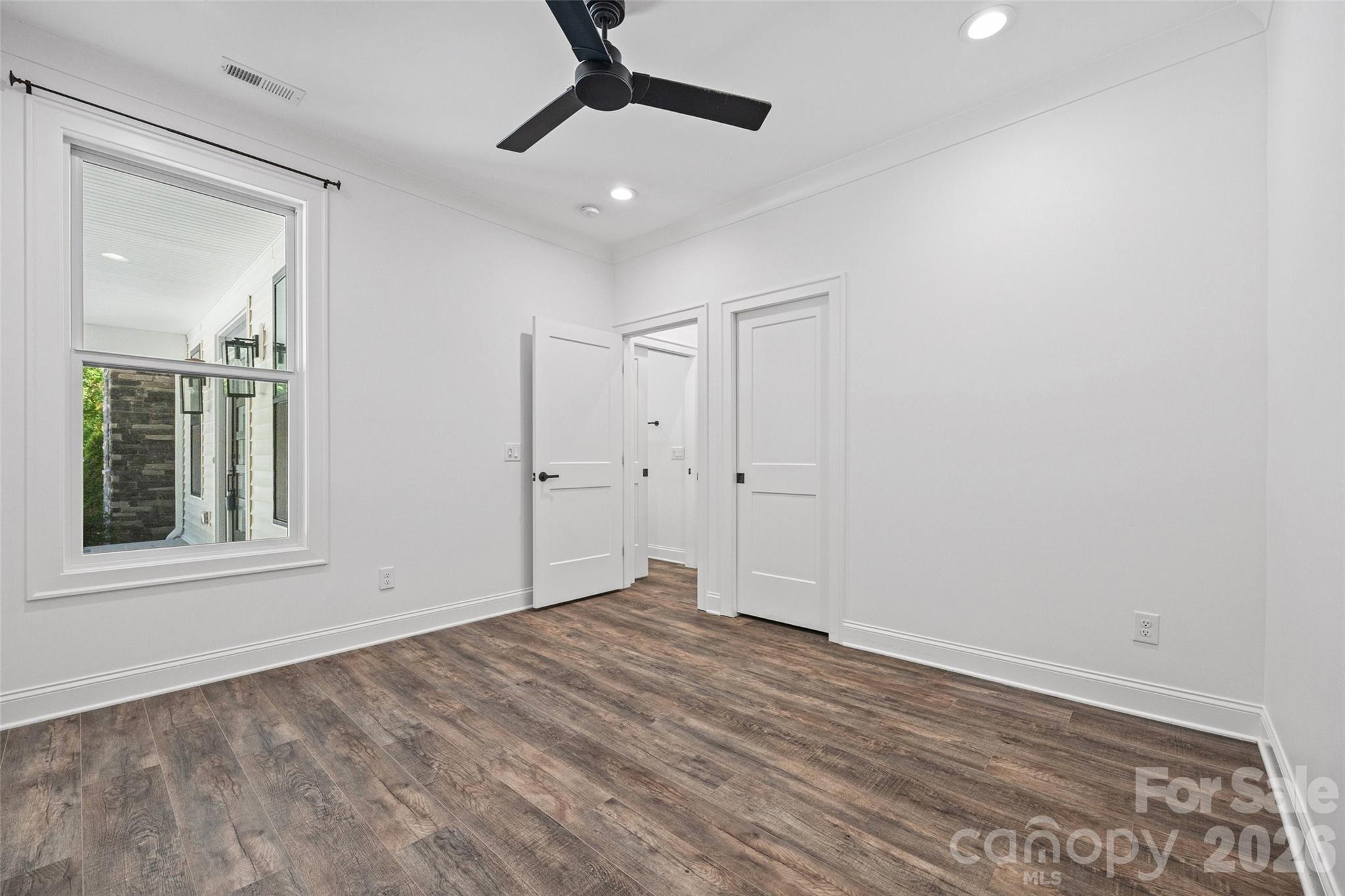 Single Family Residence at 5049 Titanic Road, Rock Hill, photo 19 of 32