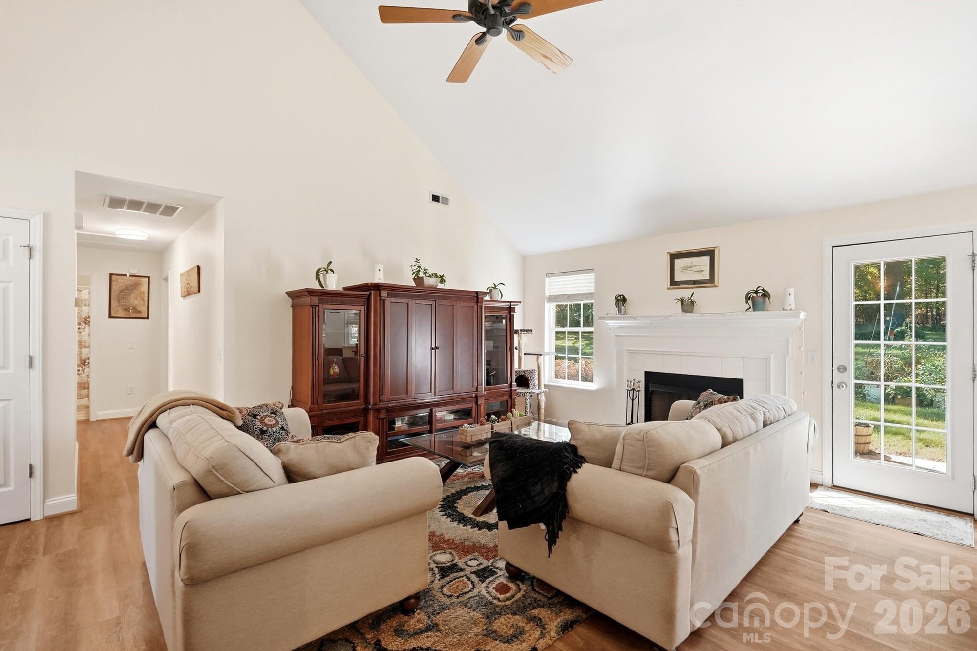 Single Family Residence at 2212 Ryefield Way, Monroe, photo 5 of 37