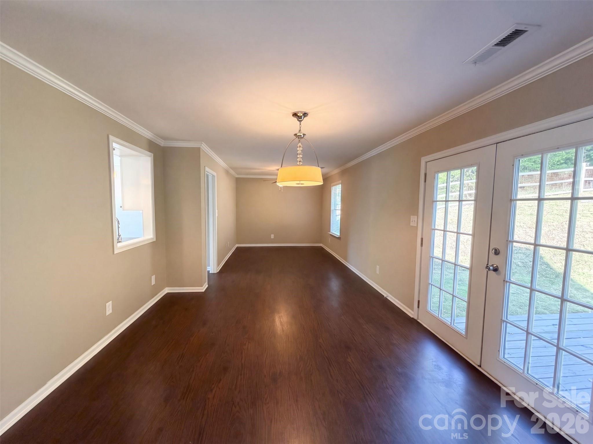 Single Family Residence at 6009 Lanai Lane, Tega Cay, photo 6 of 16