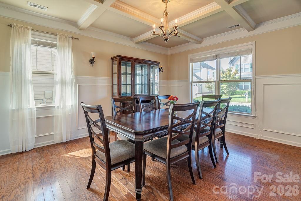 Single Family Residence at 5 Breyerton Court, Asheville, photo 6 of 26