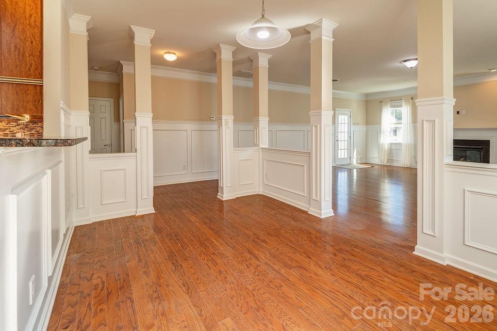 Single Family Residence at 5 Breyerton Court, Asheville, photo 10 of 26