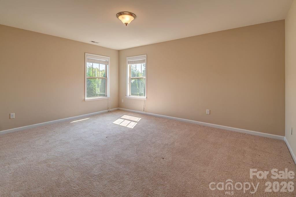 Single Family Residence at 5 Breyerton Court, Asheville, photo 19 of 26