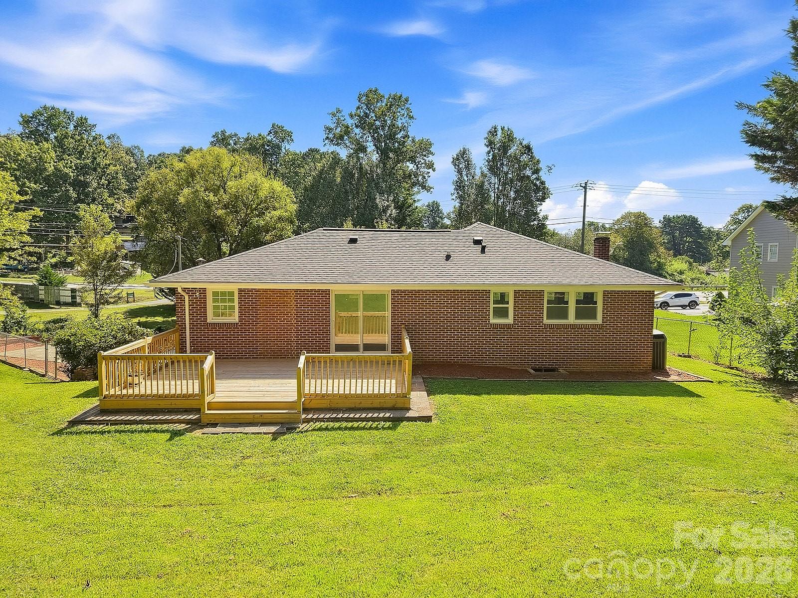 None at 509 Brookside Camp Road, Hendersonville, photo 2 of 25