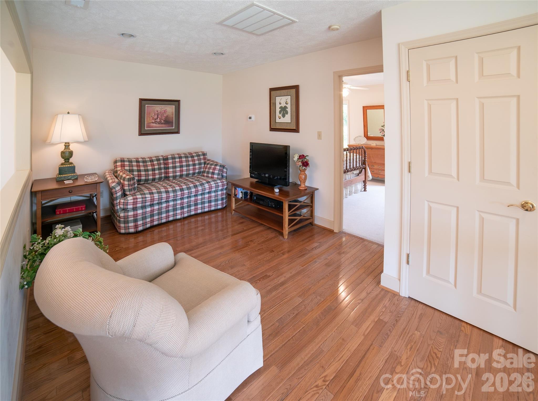 Upper floor Living space - 15809 US 221 None N, Marion