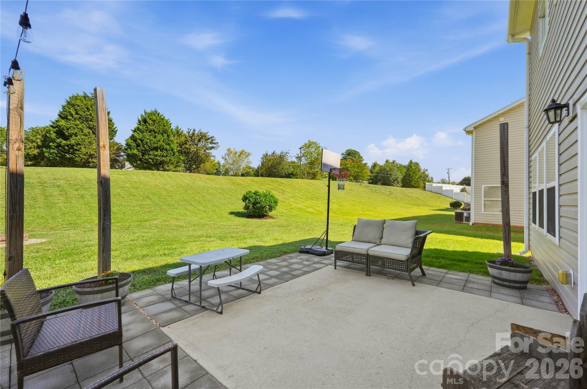 Single Family Residence at 167 Ranlo Avenue, Gastonia, photo 5 of 48