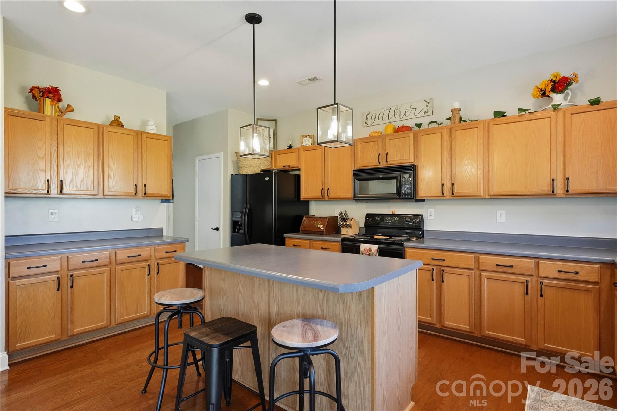 Single Family Residence at 167 Ranlo Avenue, Gastonia, photo 19 of 48