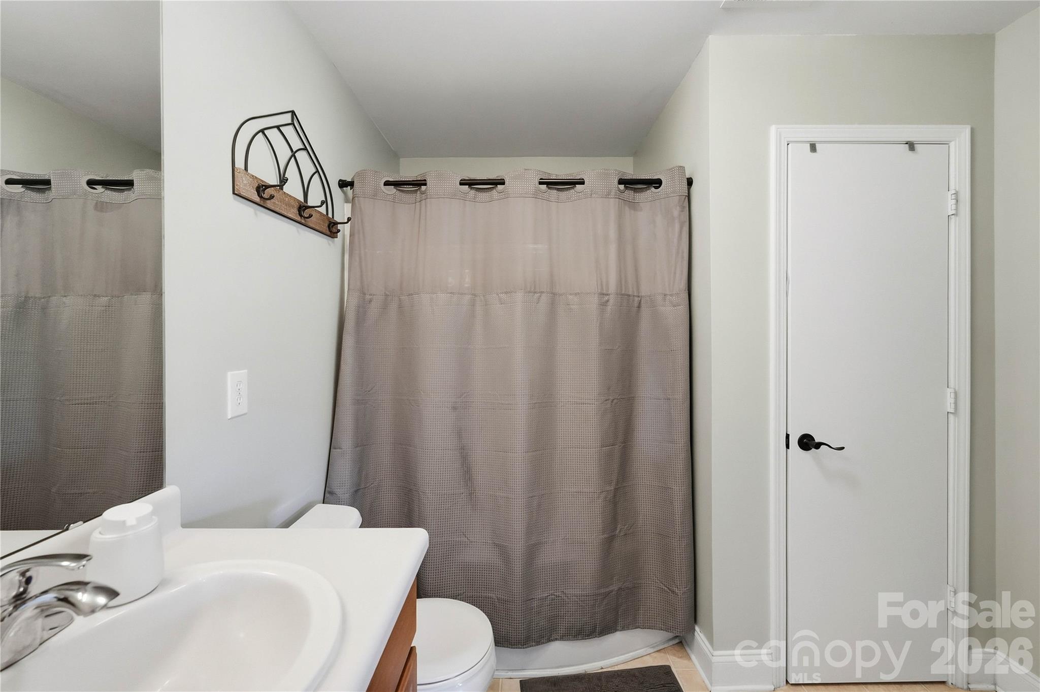 Single Family Residence at 167 Ranlo Avenue, Gastonia, photo 29 of 48