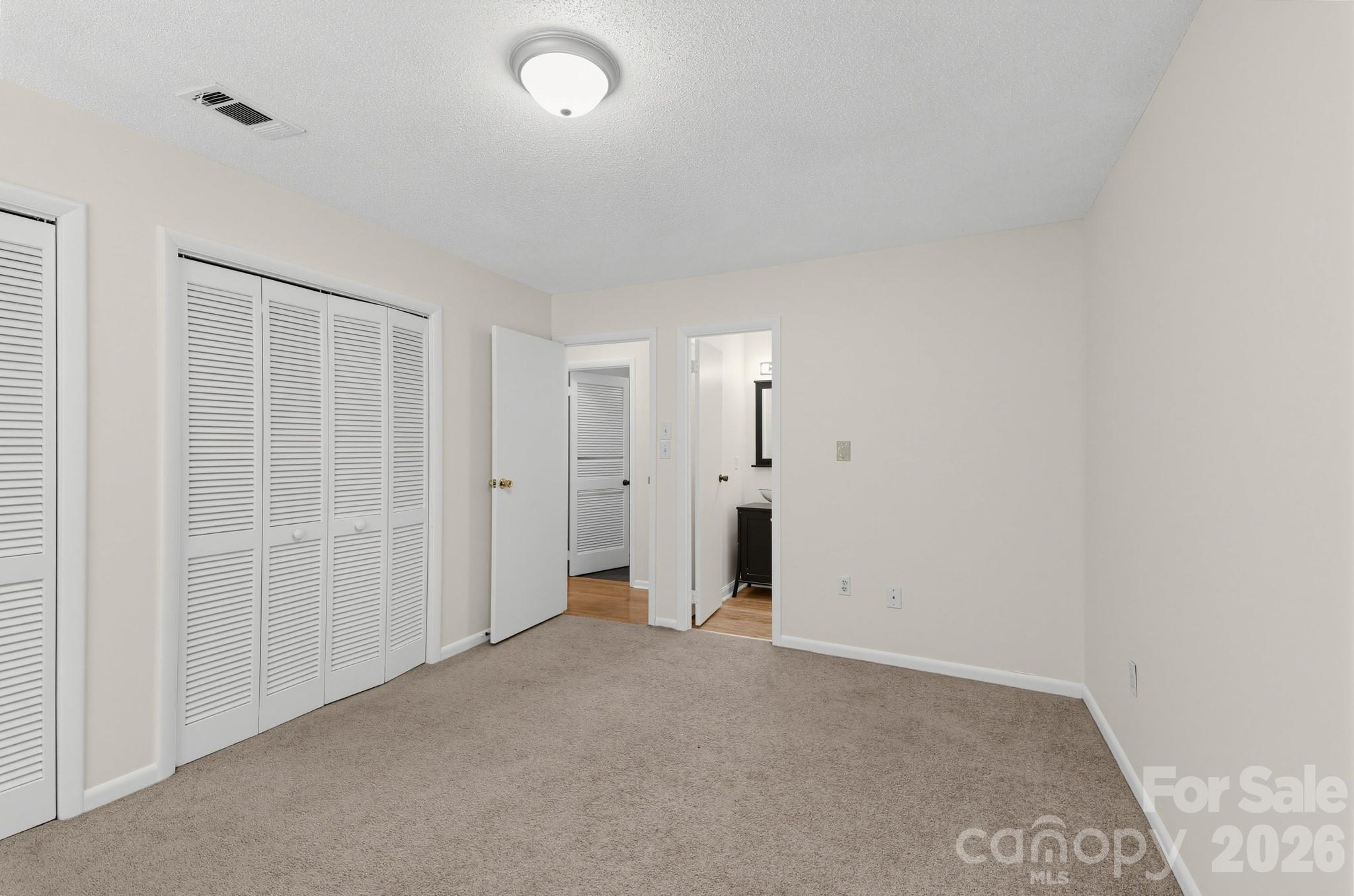 Condominium at 405 Harbison Boulevard, Columbia, photo 10 of 15