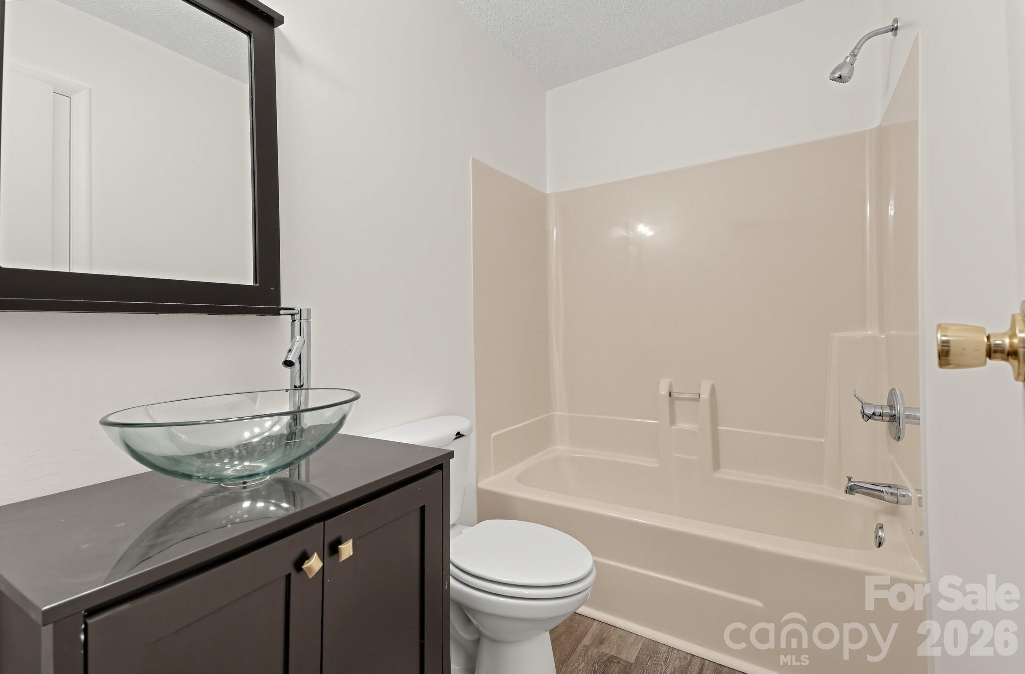 Condominium at 405 Harbison Boulevard, Columbia, photo 14 of 15