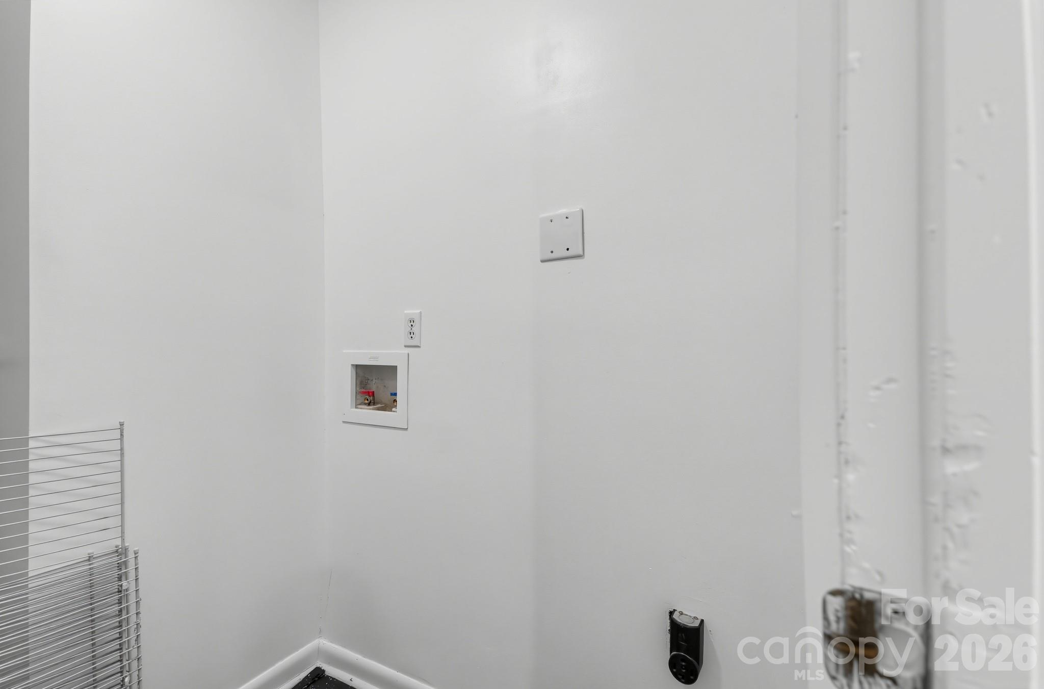 Condominium at 405 Harbison Boulevard, Columbia, photo 15 of 15