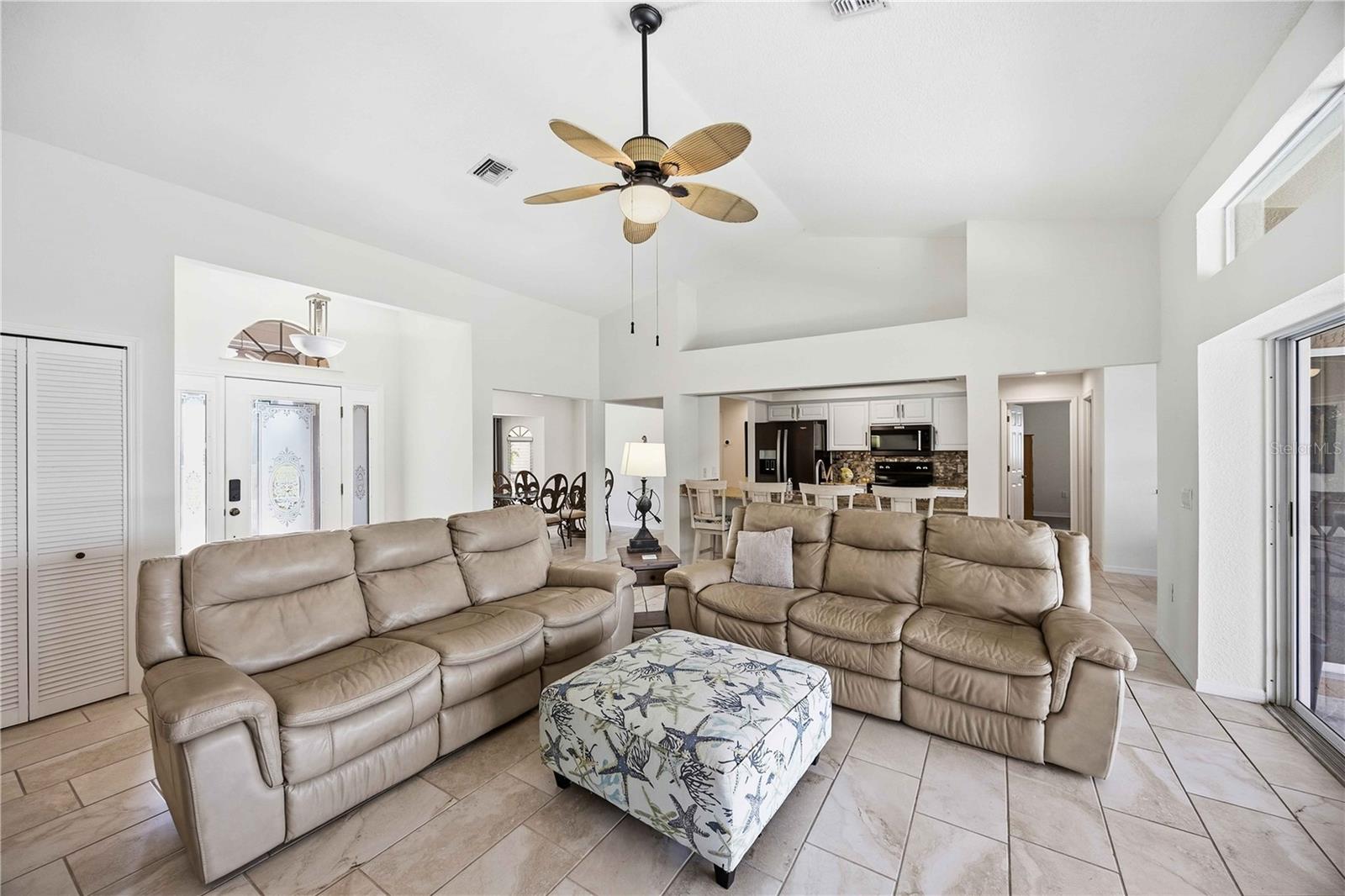 Single Family Residence at 15564 RUSTON CIR, PORT CHARLOTTE, photo 14 of 65