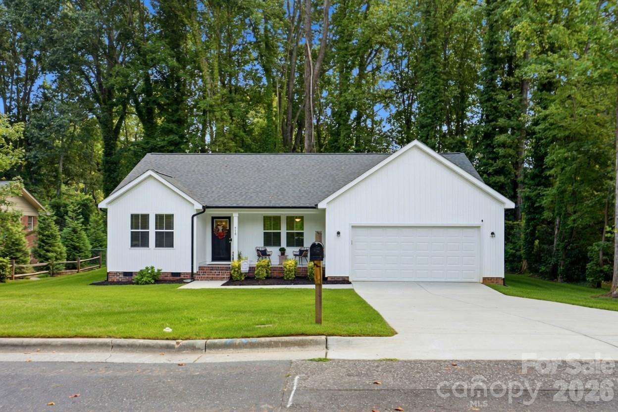Single Family Residence at 918 Brookwood Court, Statesville, photo 25 of 31