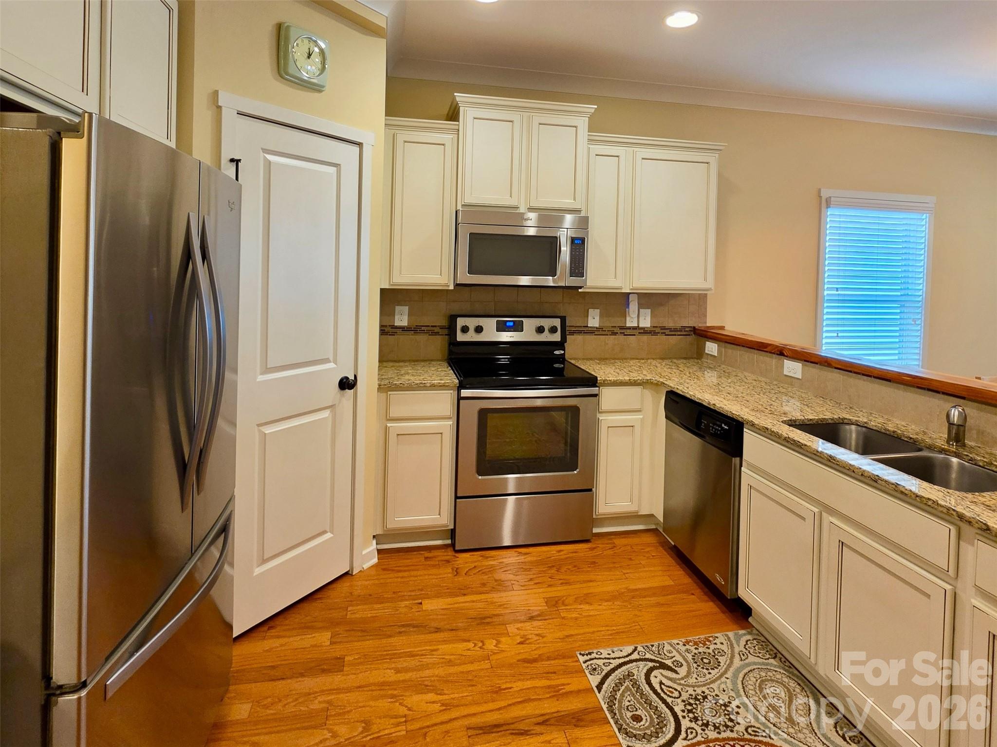 Kitchen w Stainless Steel Appliances - 5227 Crystal Lakes Drive, Rock Hill