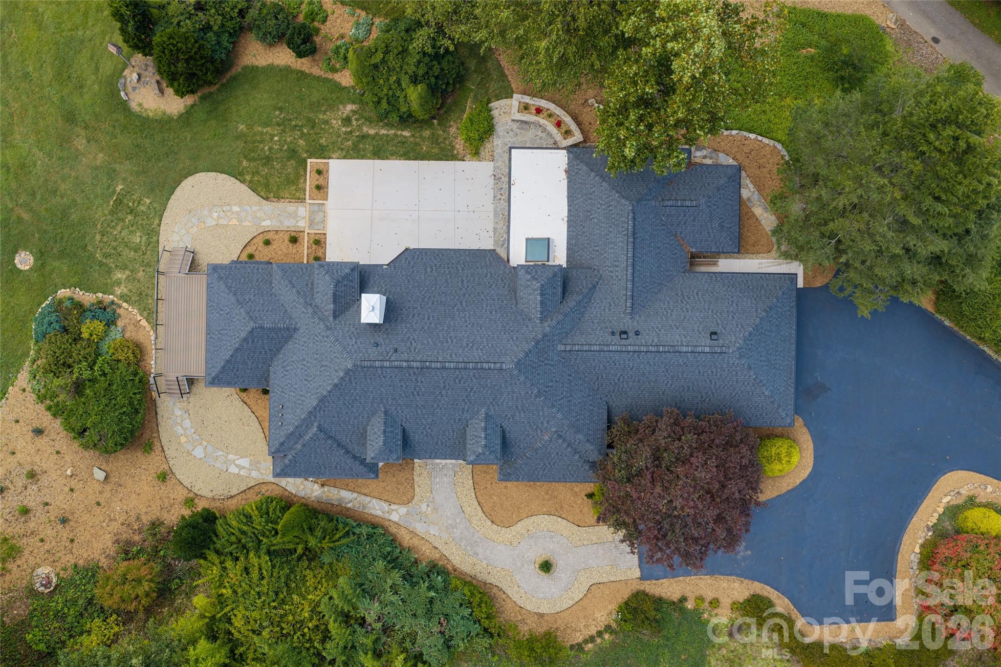 Single Family Residence at 5 Meadow Ridge Drive, Asheville, photo 3 of 48