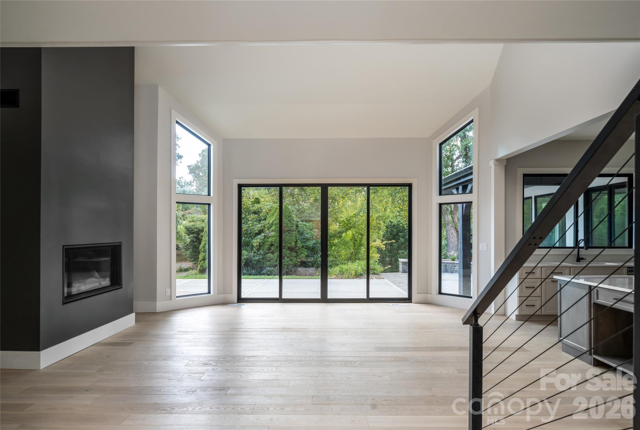 Single Family Residence at 5 Meadow Ridge Drive, Asheville, photo 5 of 48