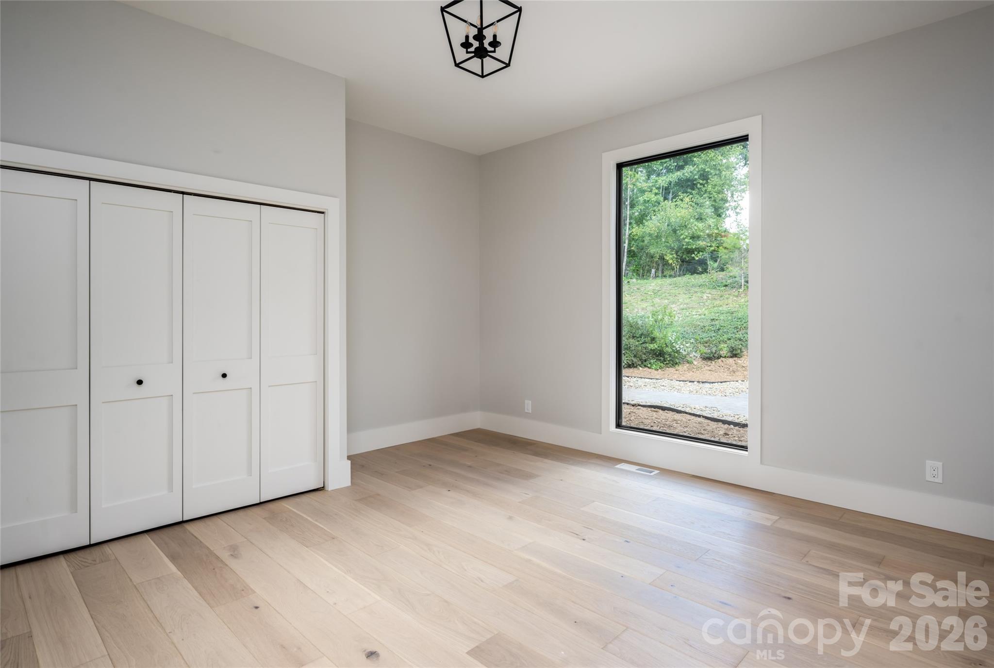 Single Family Residence at 5 Meadow Ridge Drive, Asheville, photo 30 of 48