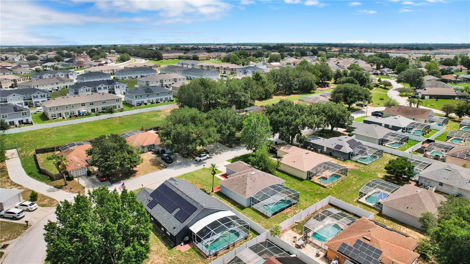 Aerial view - 318 WALPOLE LOOP, DAVENPORT