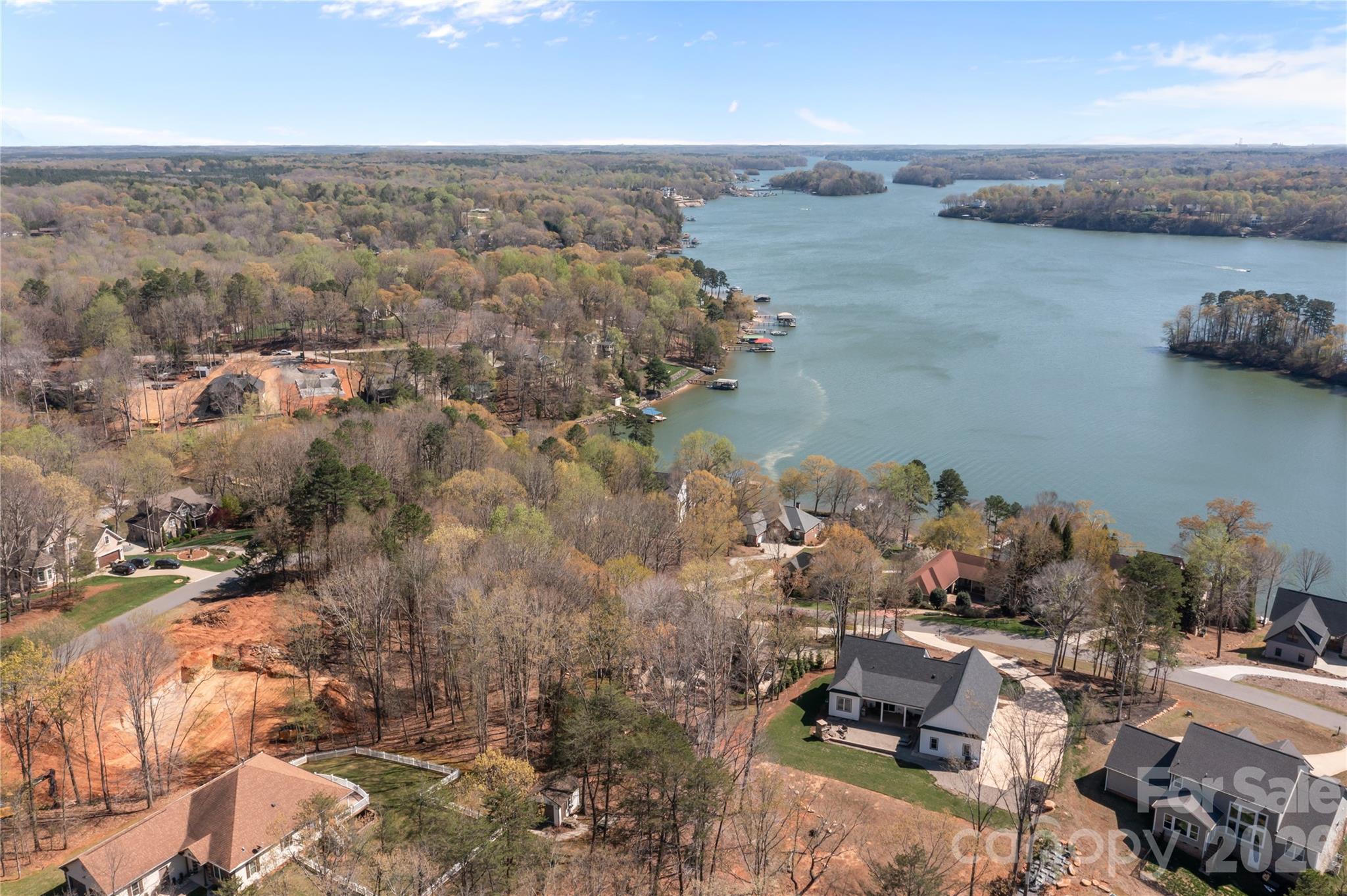 Single Family Residence at 184 High Lake Drive, Statesville, photo 11 of 46