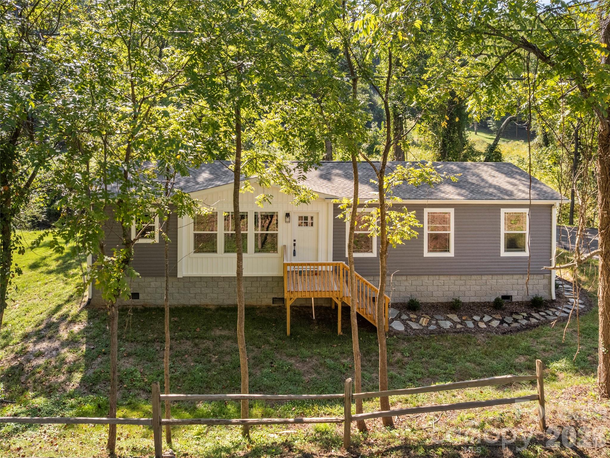 Single Family Residence at 2095 Emmas Grove Road, Fairview, photo 25 of 27