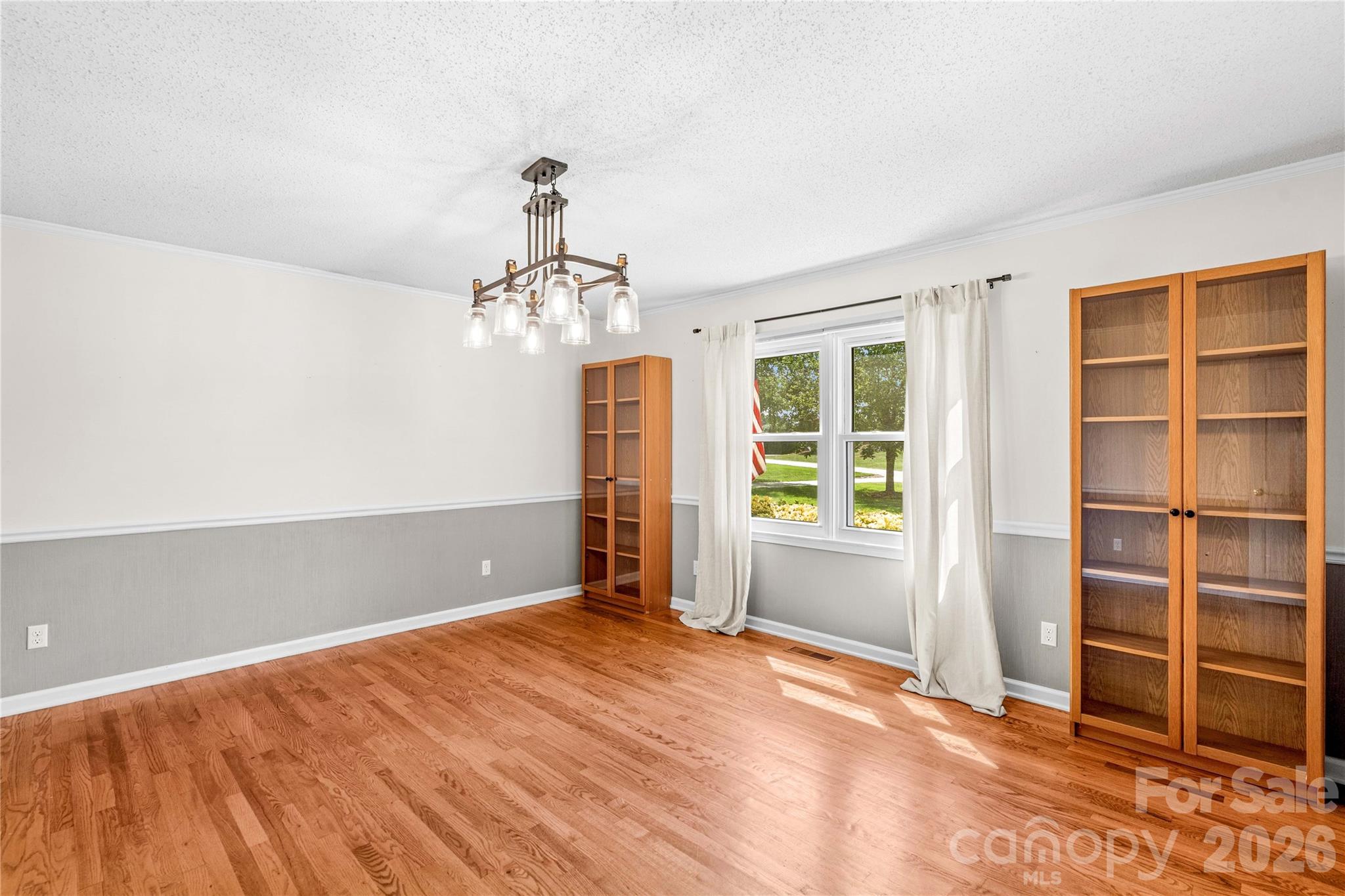 Single Family Residence at 110 Dobbs Drive, Statesville, photo 20 of 48