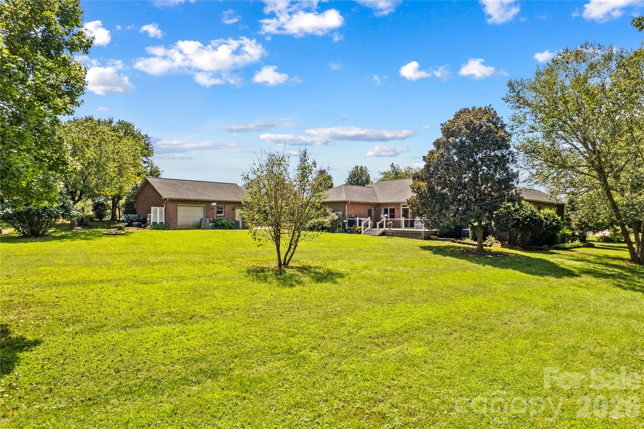 Single Family Residence at 110 Dobbs Drive, Statesville, photo 43 of 48