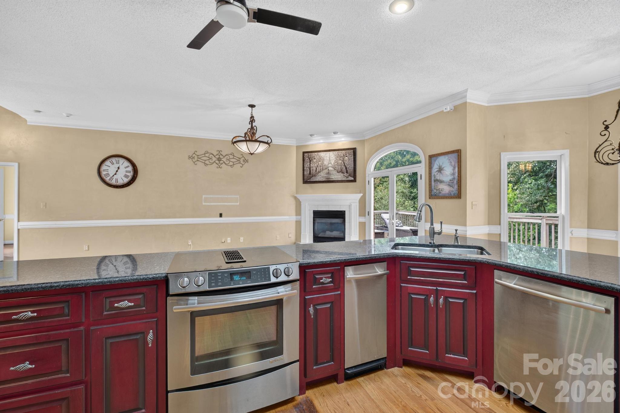 Single Family Residence at 3212 Champion Lane, Lenoir, photo 7 of 34