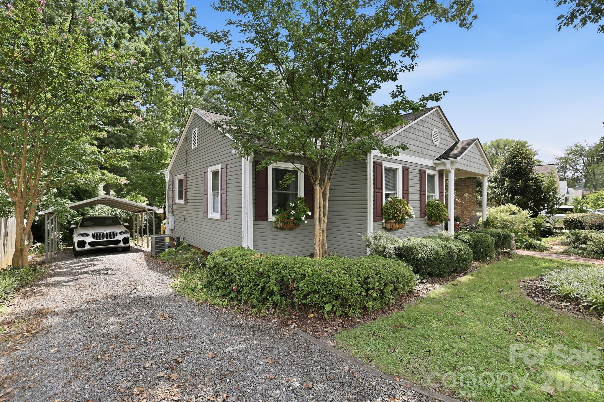 Single Family Residence at 506 Unity Street, Fort Mill, photo 37 of 46