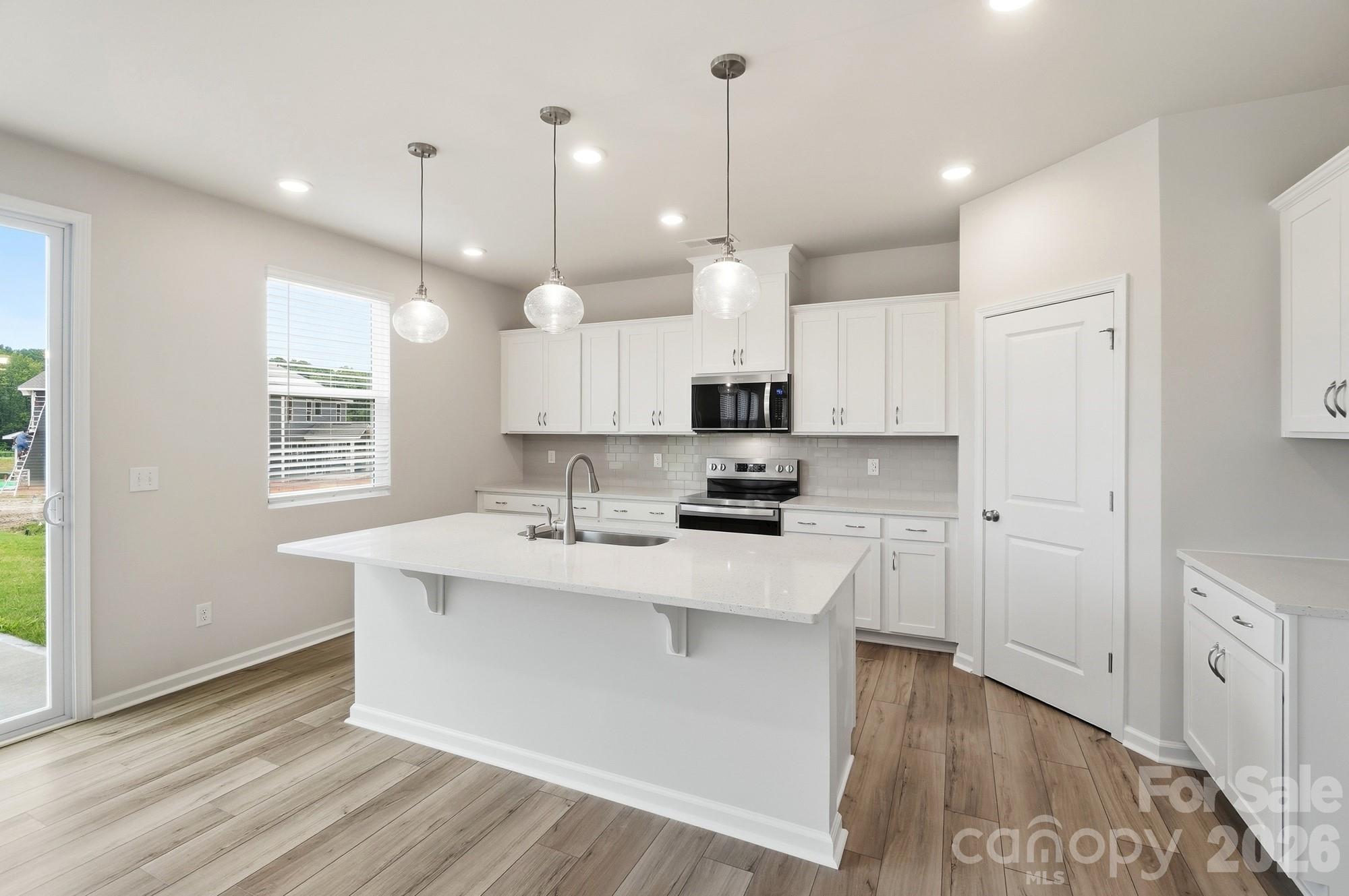 Single Family Residence at 2701 Westmont Drive, Gastonia, photo 16 of 48