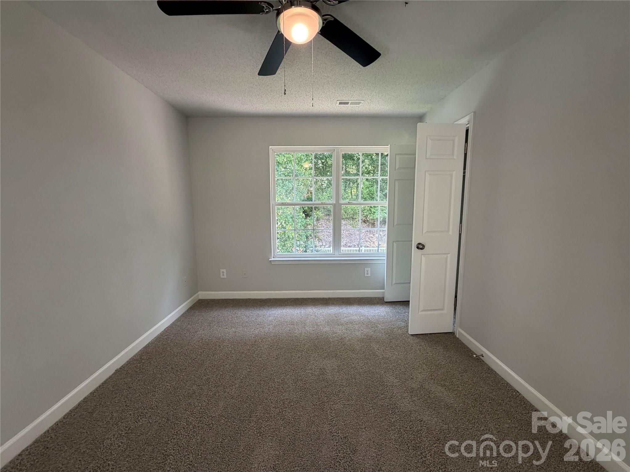 Single Family Residence at 3978 Shasta Circle, Clover, photo 11 of 16