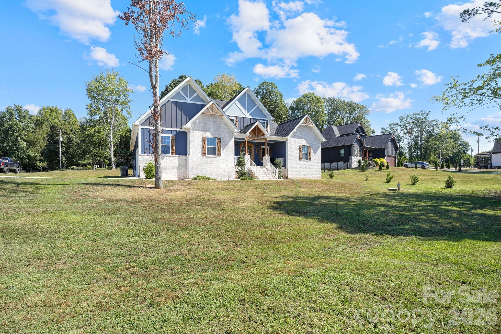 Single Family Residence at 167 Harbor Point Drive, Cherryville, photo 13 of 48