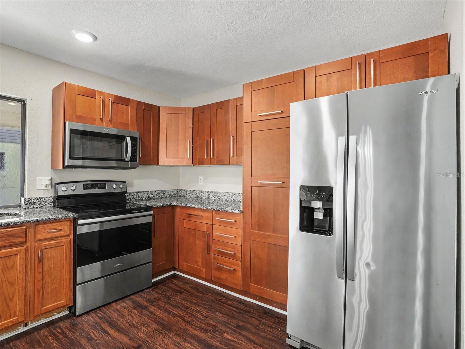 Single Family Residence at 815 E FLAG LN, KISSIMMEE, photo 6 of 19