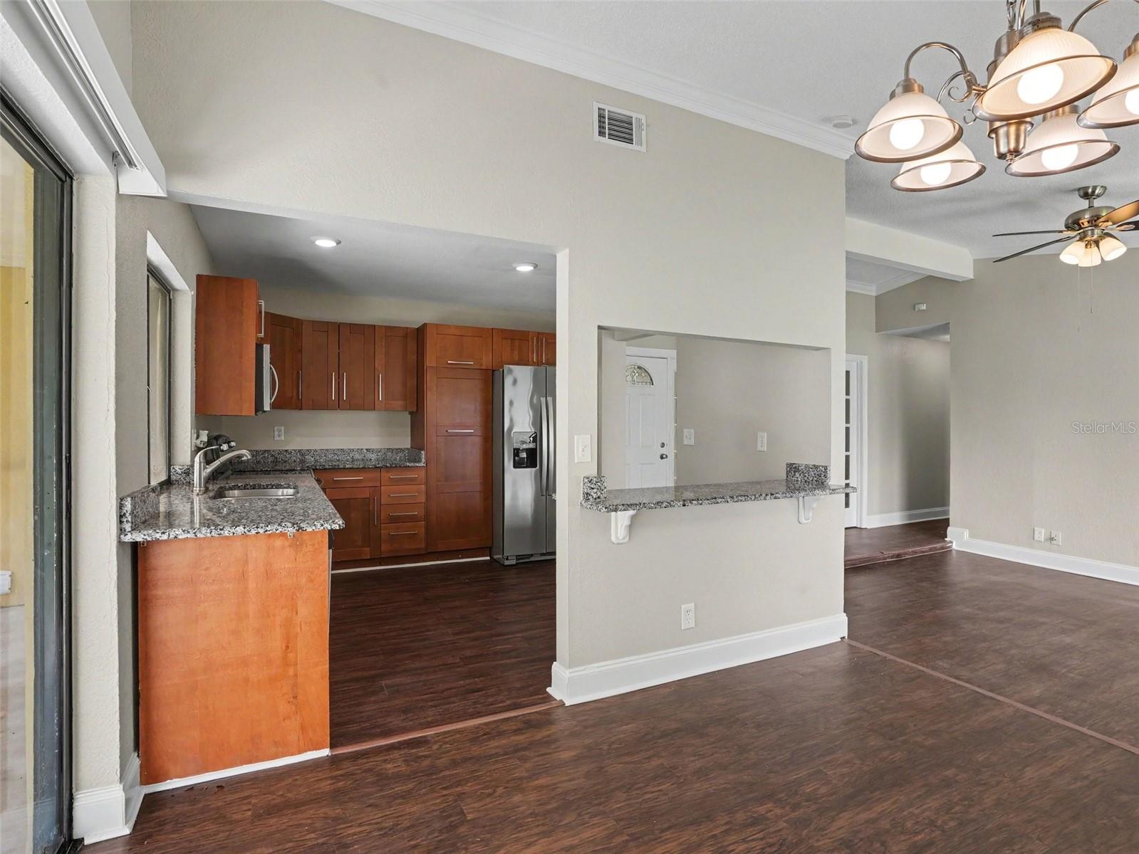 Single Family Residence at 815 E FLAG LN, KISSIMMEE, photo 7 of 19