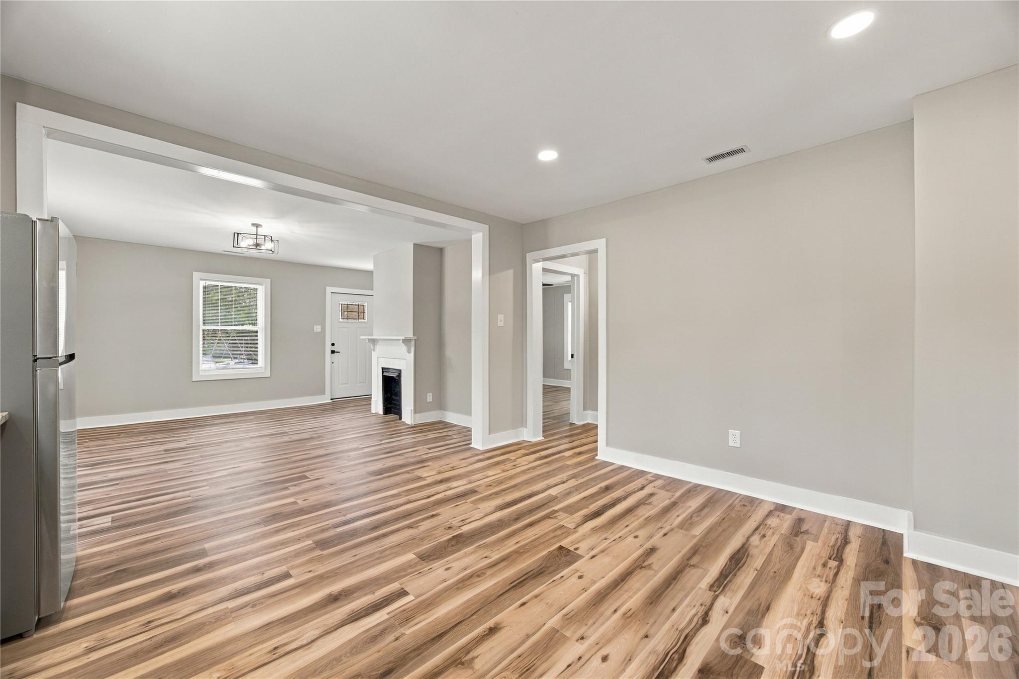 Single Family Residence at 1286 Elmwood Avenue, Lancaster, photo 15 of 31