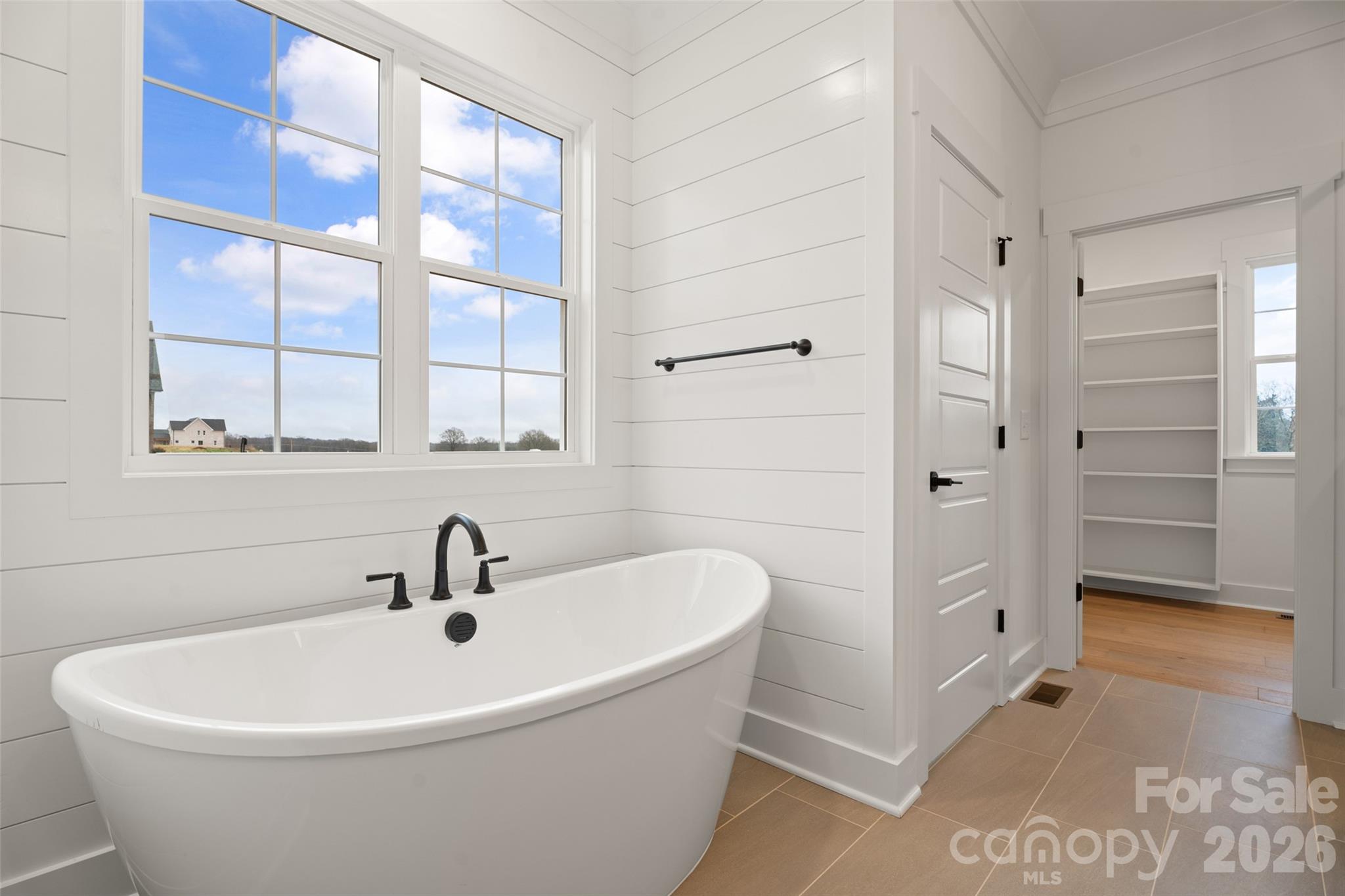Single Family Residence at 188 Orchard Grass Court, Mocksville, photo 14 of 33