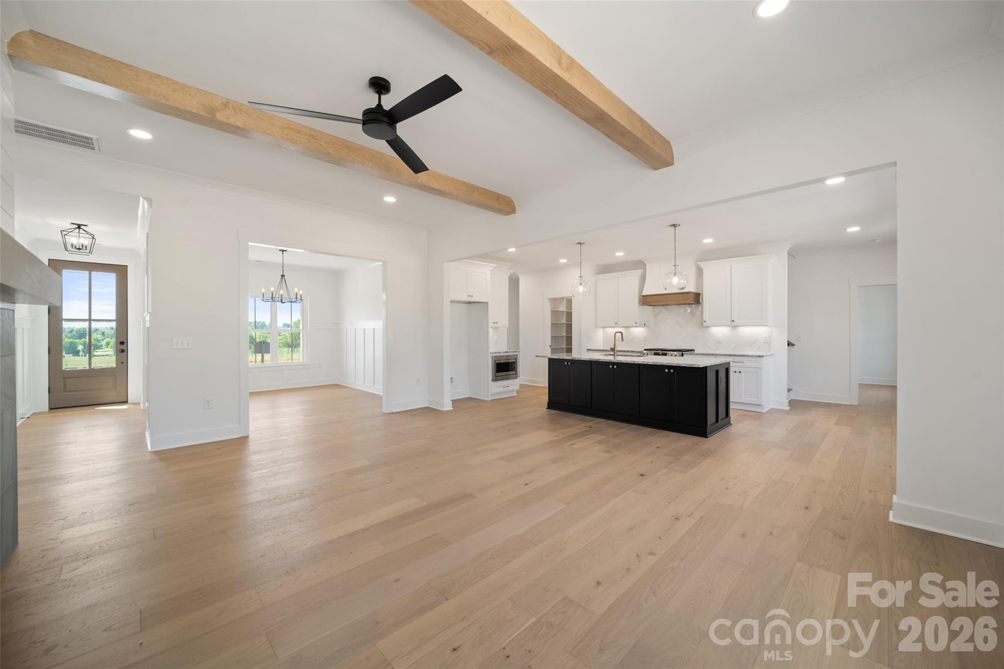 Single Family Residence at 118 Orchard Grass Court, Mocksville, photo 11 of 37