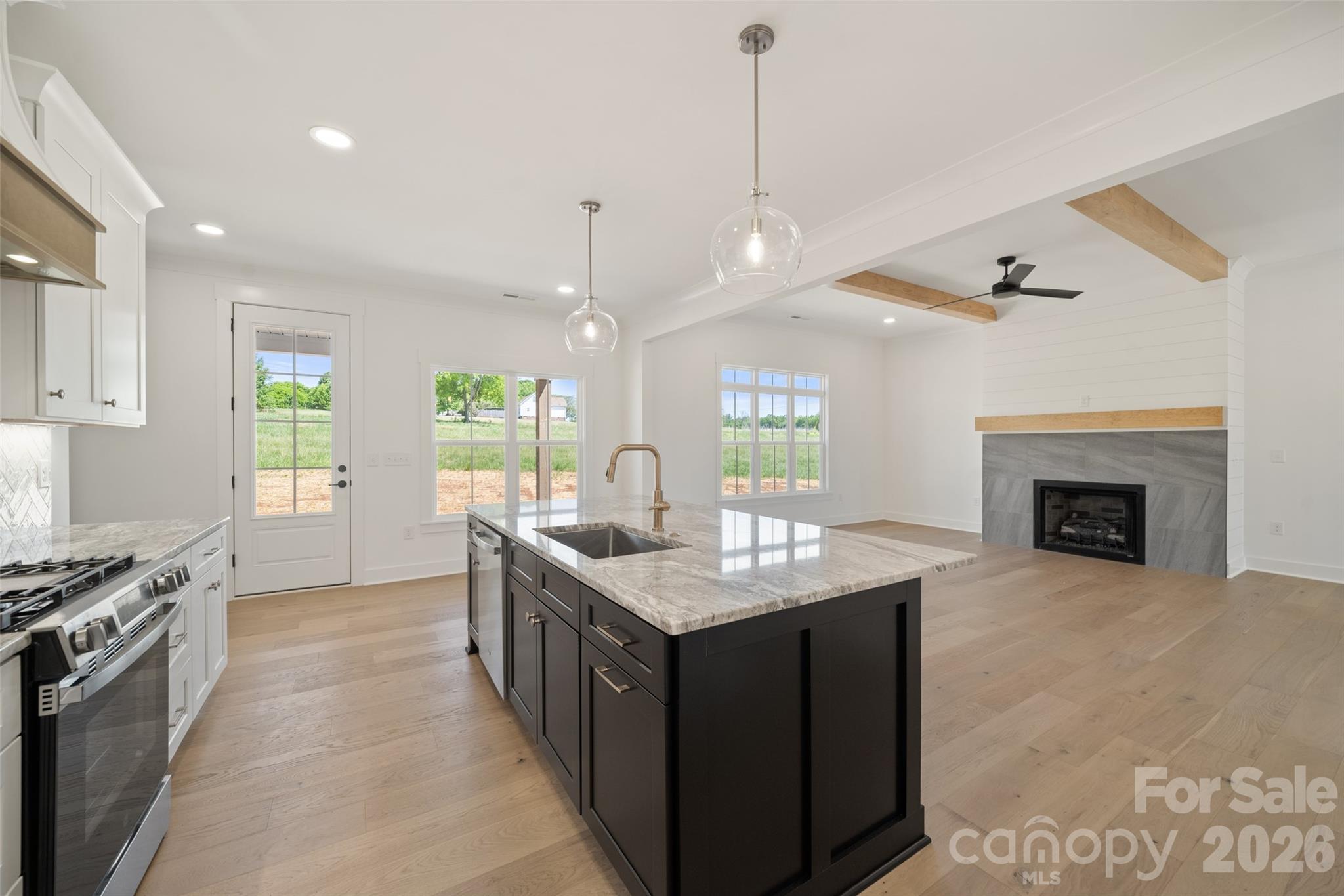 Single Family Residence at 118 Orchard Grass Court, Mocksville, photo 14 of 37