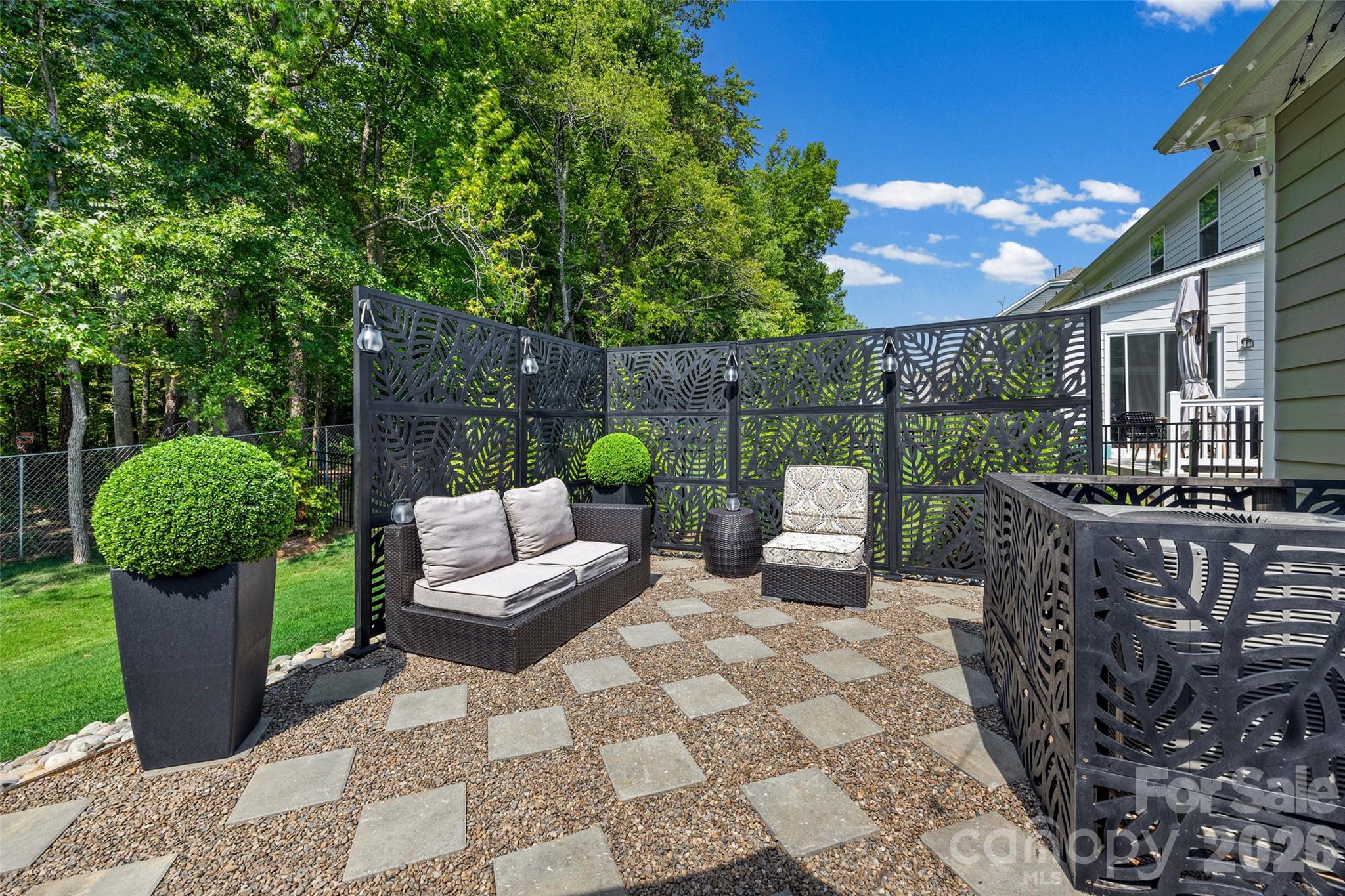 Single Family Residence at 129 Glenn Drive, Mooresville, photo 37 of 46