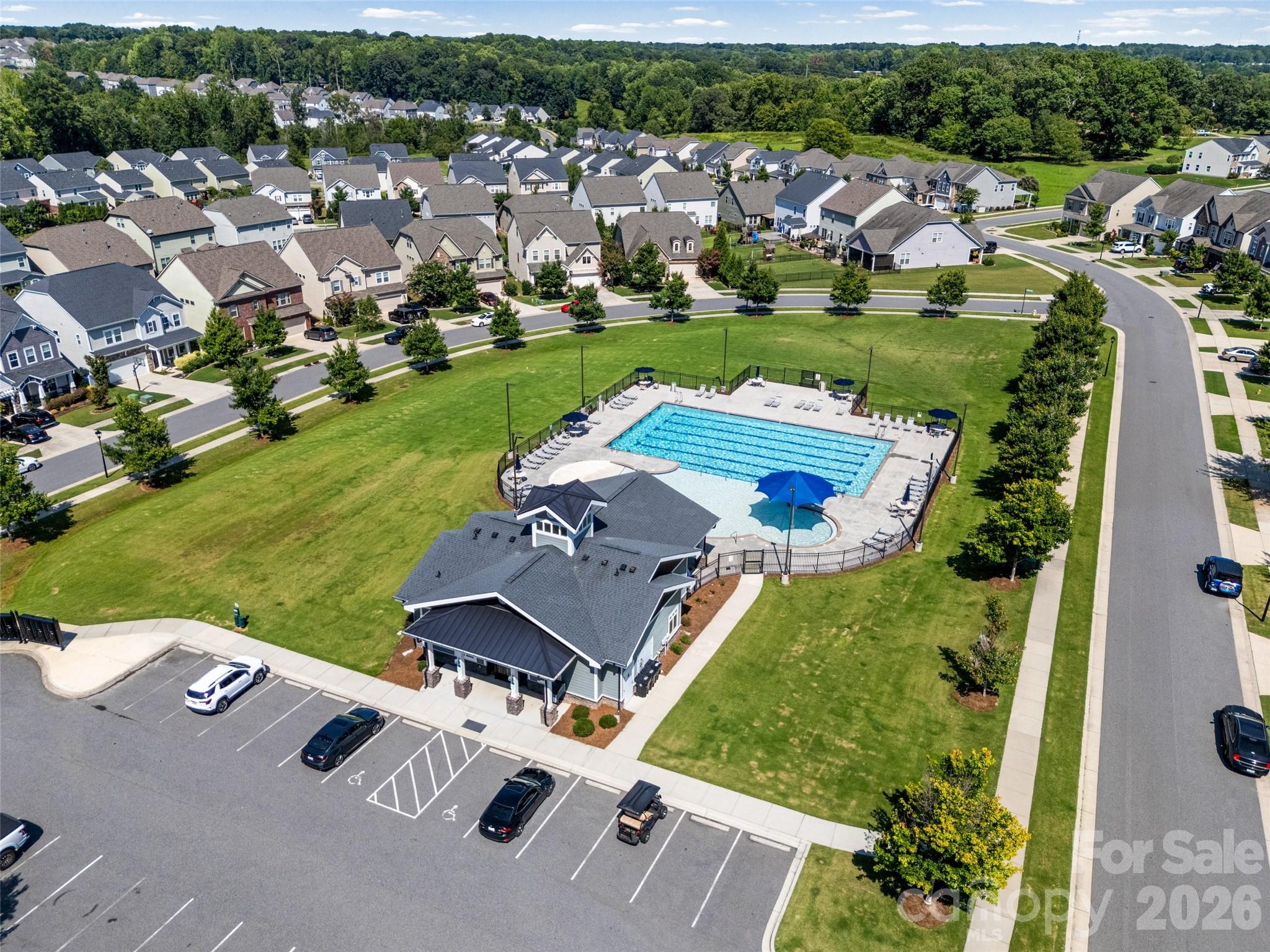 Single Family Residence at 129 Glenn Drive, Mooresville, photo 42 of 46