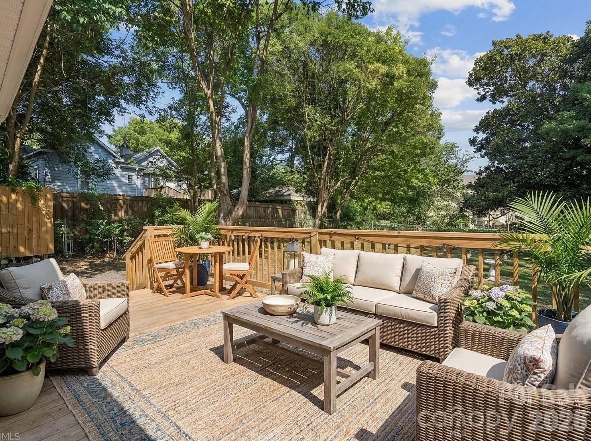 VIRTUALLY STAGED — Furnishings and décor are digitally rendered - 172 Eudy Drive NW, Concord
