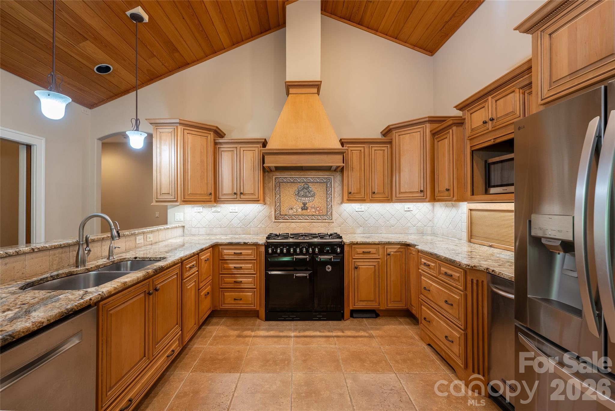 Kitchen - 3999 Laurel Park Highway, Hendersonville