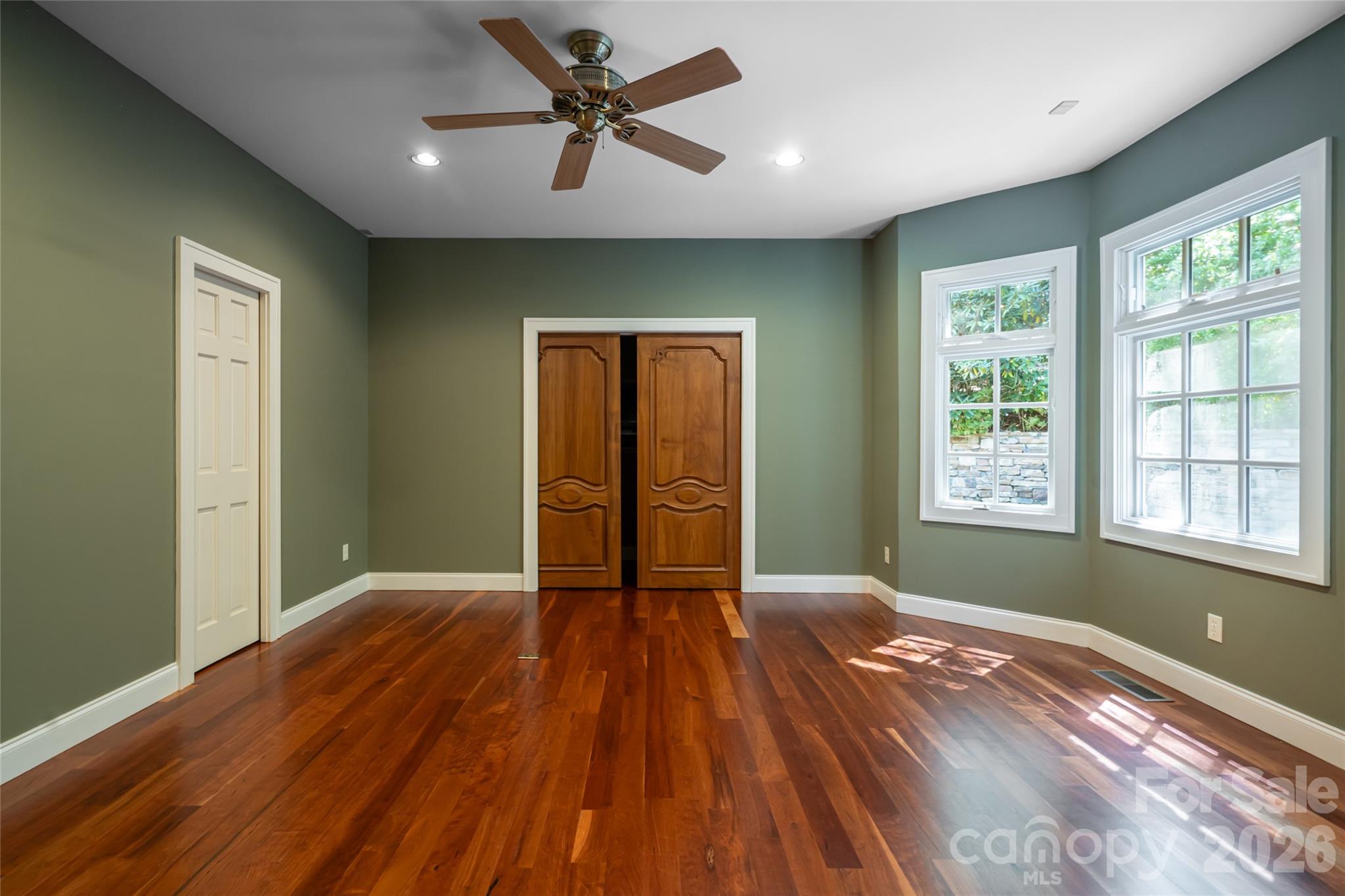 Main level guest bedroom 2 - 3999 Laurel Park Highway, Hendersonville